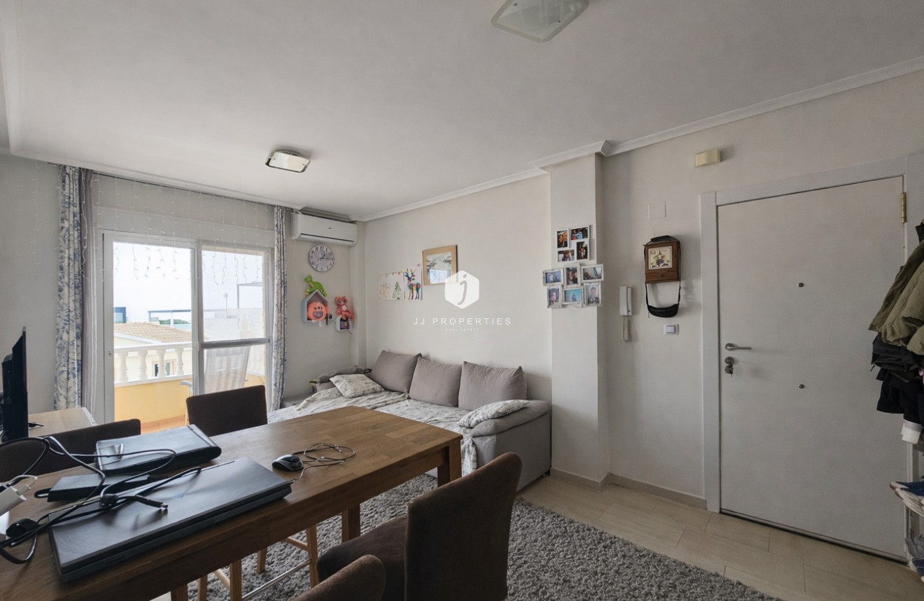 Aus zweiter Hand - Wohnung -
Lomas de Caboroig - Costa Blanca