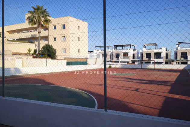 Aus zweiter Hand - Wohnung -
Lomas de Caboroig - Costa Blanca