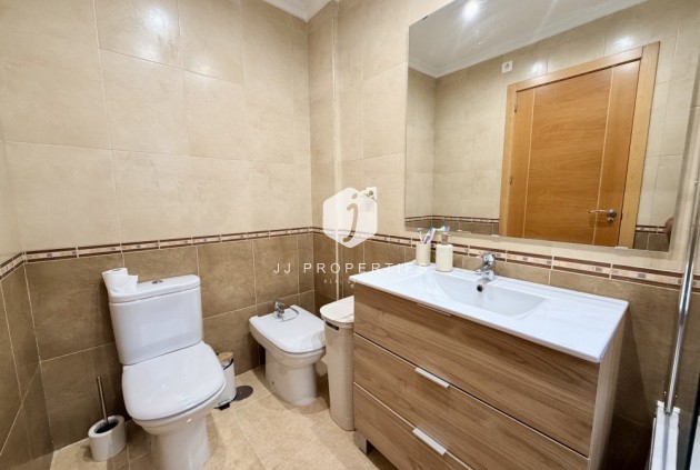 Resale - Apartment / flat -
Dolores - Costa Blanca