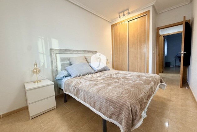 Resale - Apartment / flat -
Dolores - Costa Blanca
