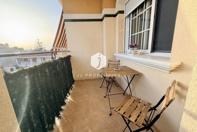 Resale - Apartment / flat -
Dolores - Costa Blanca