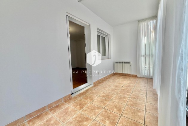 Resale - Chalet -
Orihuela Costa - Playa Flamenca