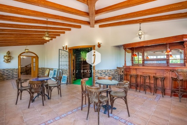 Resale - Villa -
Torrevieja - El chaparral
