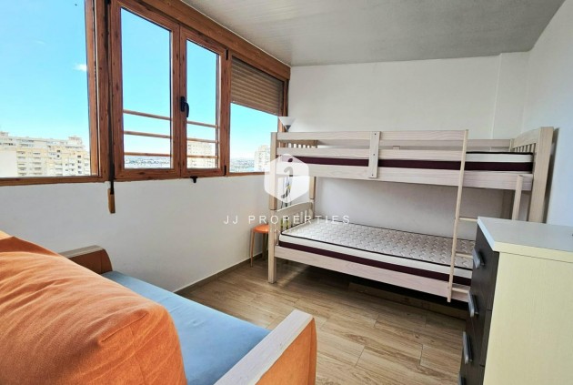 Resale - Apartment / flat -
Torrevieja - Nueva Torrevieja