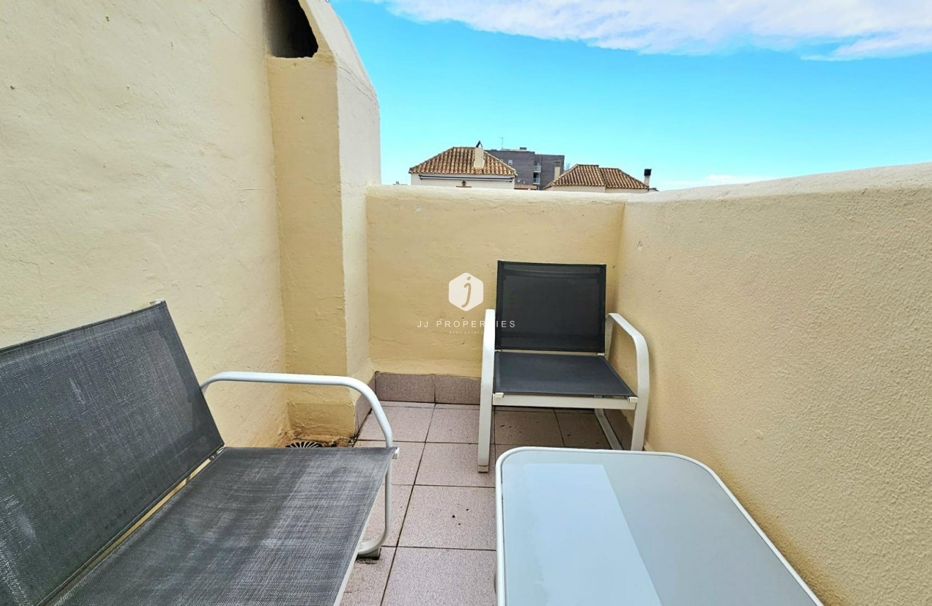 Resale - Apartment / flat -
Torrevieja - Nueva Torrevieja