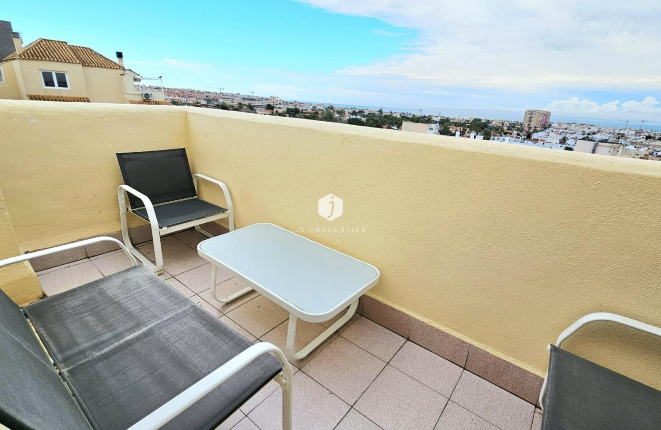 Resale - Apartment / flat -
Torrevieja - Nueva Torrevieja