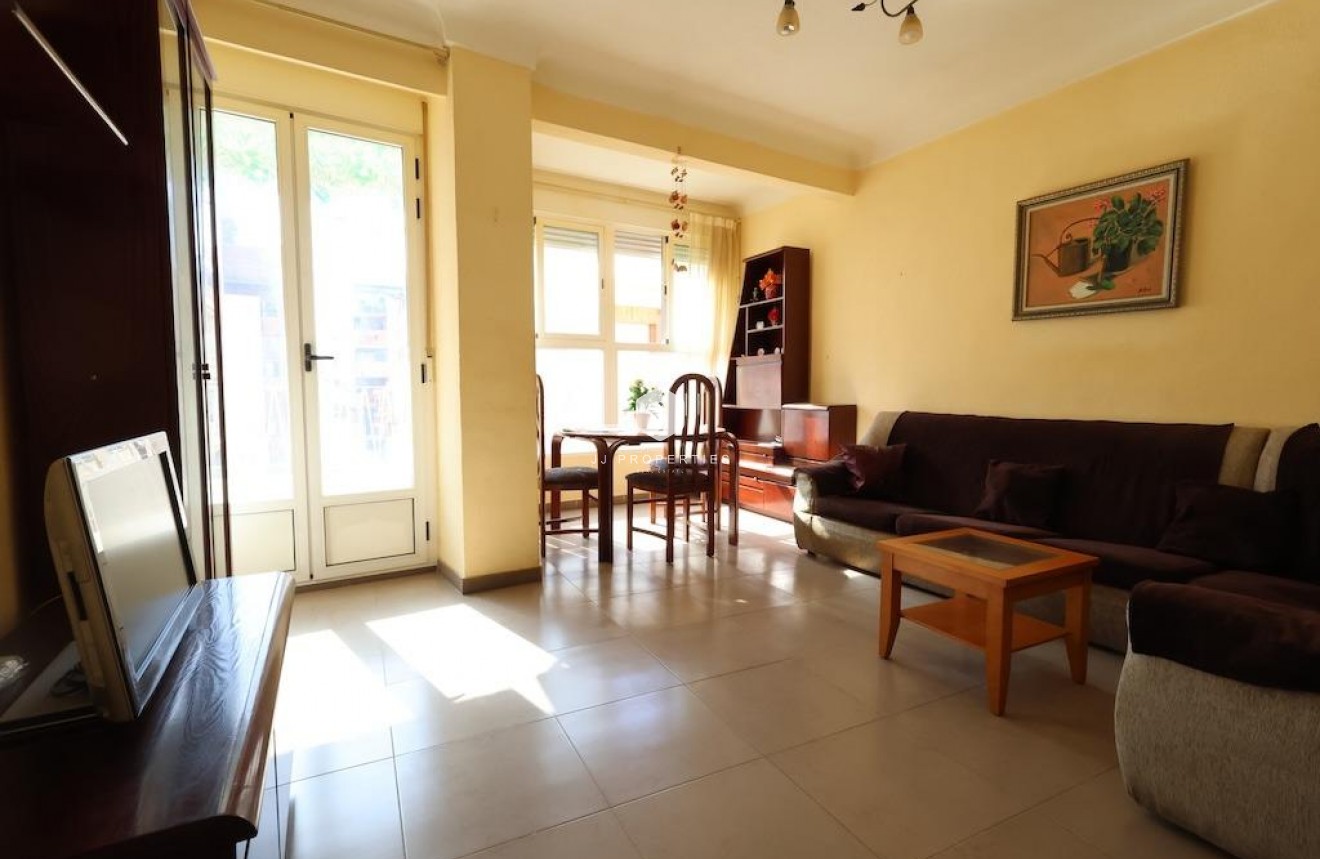 Segunda mano - Apartamento / piso -
Torrevieja - Costa Blanca
