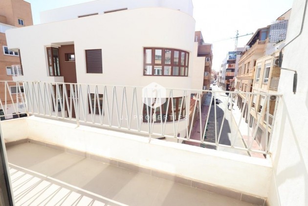 Segunda mano - Apartamento / piso -
Torrevieja - Costa Blanca