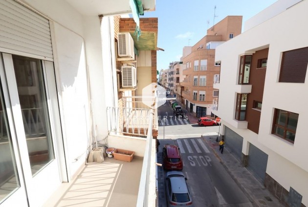 Segunda mano - Apartamento / piso -
Torrevieja - Costa Blanca