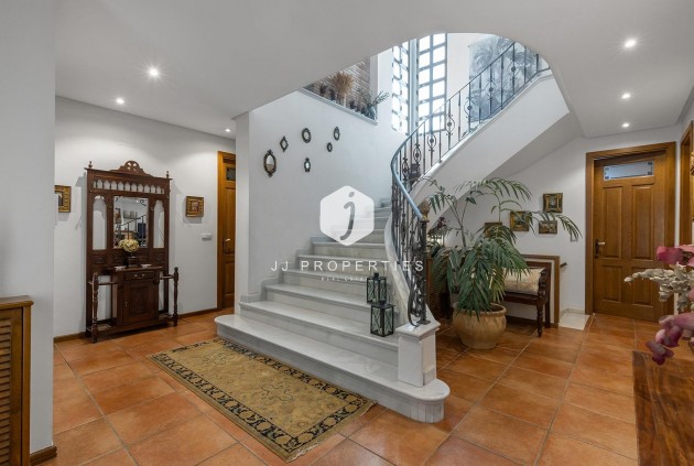 Resale - Villa -
Torrevieja - La veleta