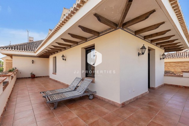 Resale - Villa -
Torrevieja - La veleta