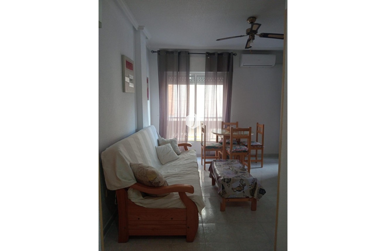 Aus zweiter Hand - Wohnung -
Torrevieja - Acequion