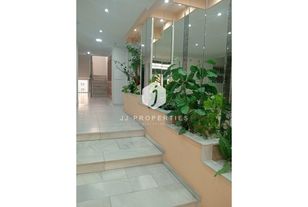 Aus zweiter Hand - Wohnung -
Torrevieja - Acequion