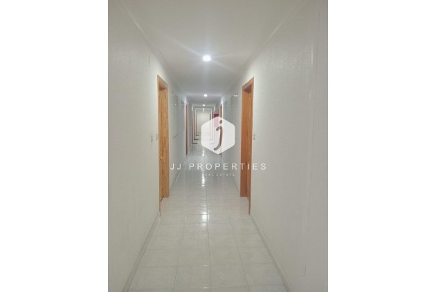 Aus zweiter Hand - Wohnung -
Torrevieja - Acequion