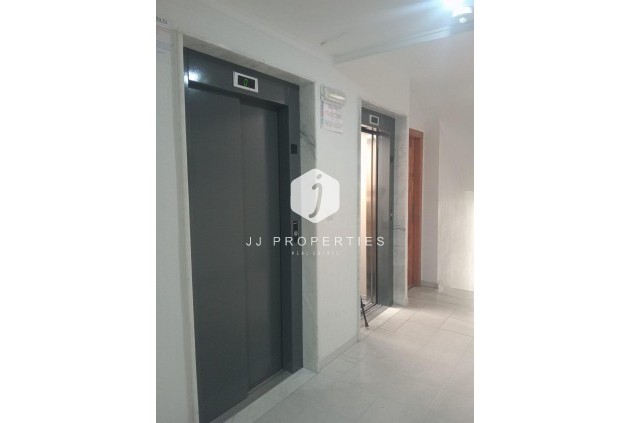 Aus zweiter Hand - Wohnung -
Torrevieja - Acequion