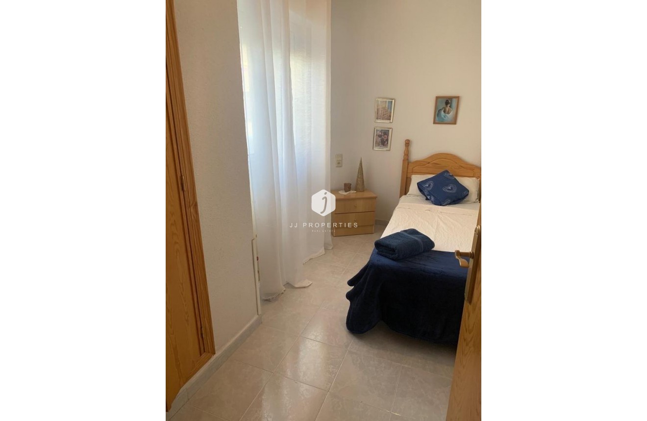 Aus zweiter Hand - Wohnung -
Torrevieja - Acequion