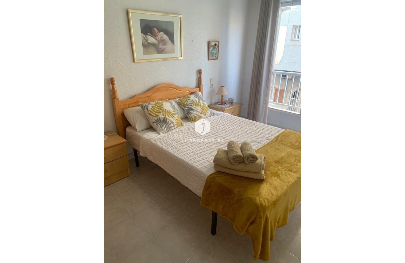 Aus zweiter Hand - Wohnung -
Torrevieja - Acequion