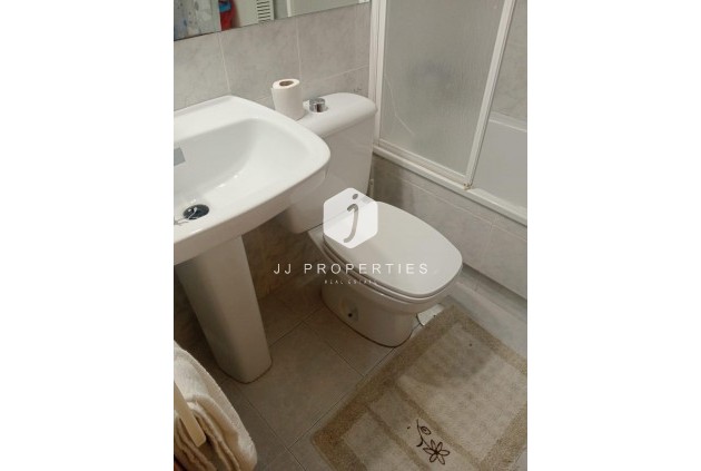 Aus zweiter Hand - Wohnung -
Torrevieja - Acequion