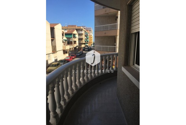 Aus zweiter Hand - Wohnung -
Torrevieja - Acequion