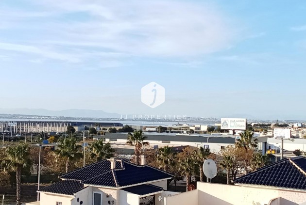 Resale - Penthouse -
Torrevieja - La veleta