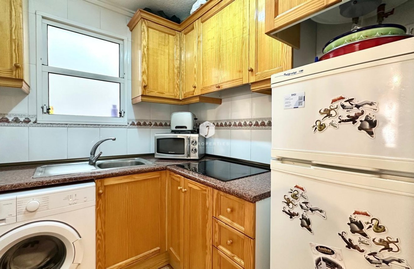 Resale - Apartment / flat -
Torrevieja - Centro