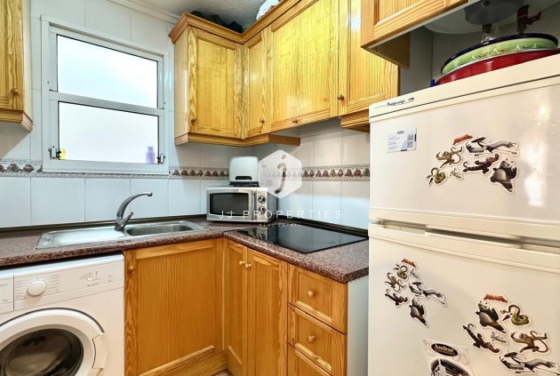 Resale - Apartment / flat -
Torrevieja - Centro
