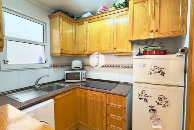 Resale - Apartment / flat -
Torrevieja - Centro