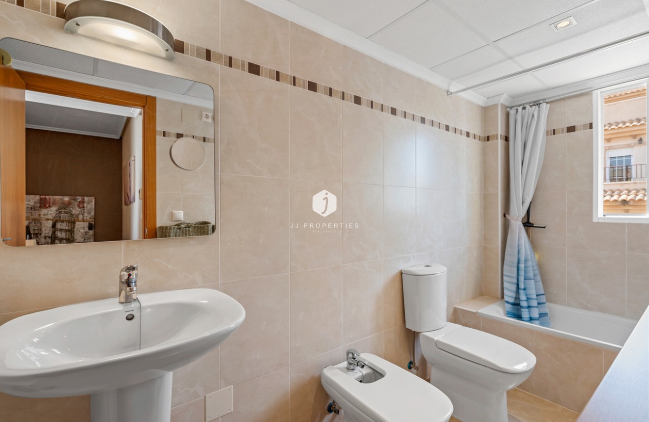 Resale - Chalet -
San Miguel de Salinas - Inland
