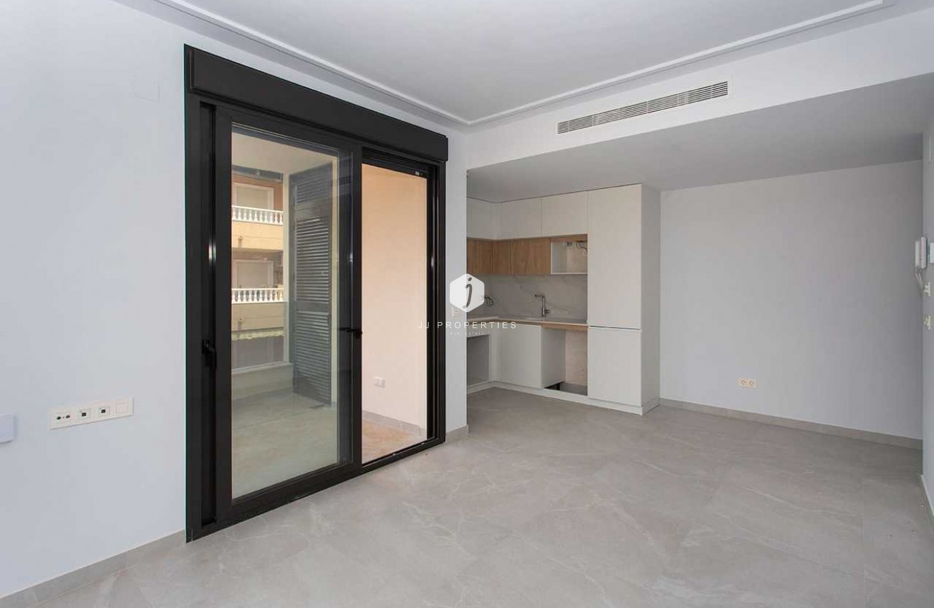 Aus zweiter Hand - Wohnung -
Torrevieja - Costa Blanca
