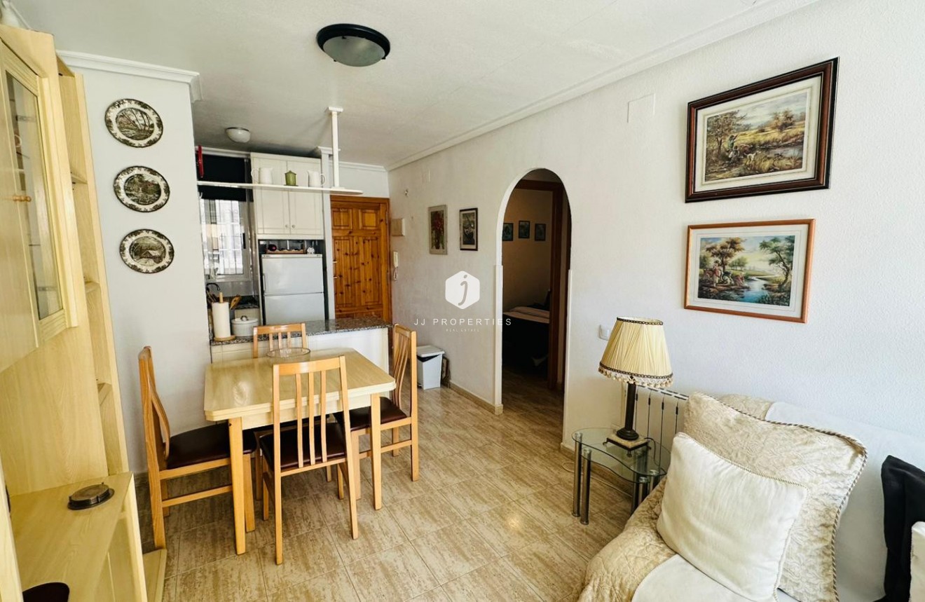 Resale - Apartment / flat -
Torrevieja - Costa Blanca