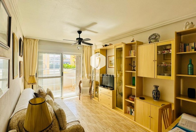 Resale - Apartment / flat -
Torrevieja - Costa Blanca