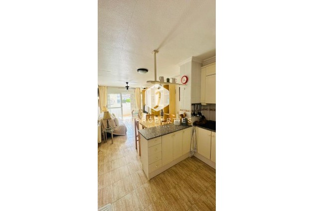Resale - Apartment / flat -
Torrevieja - Costa Blanca