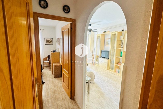 Resale - Apartment / flat -
Torrevieja - Costa Blanca