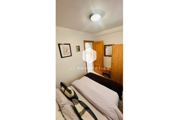 Resale - Apartment / flat -
Torrevieja - Costa Blanca