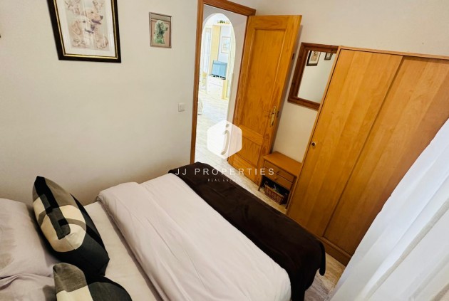 Resale - Apartment / flat -
Torrevieja - Costa Blanca
