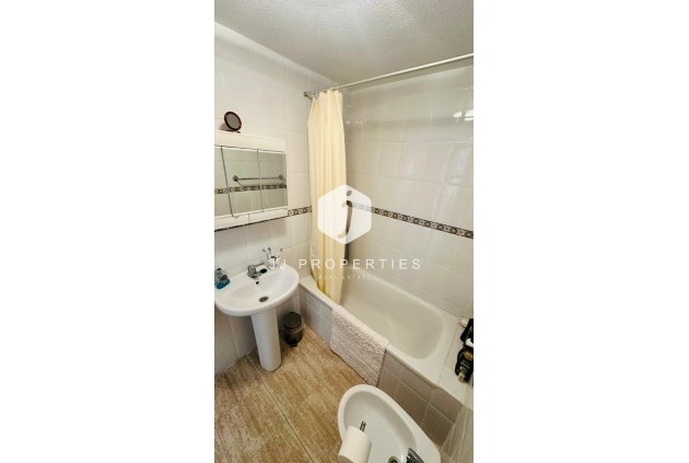 Resale - Apartment / flat -
Torrevieja - Costa Blanca