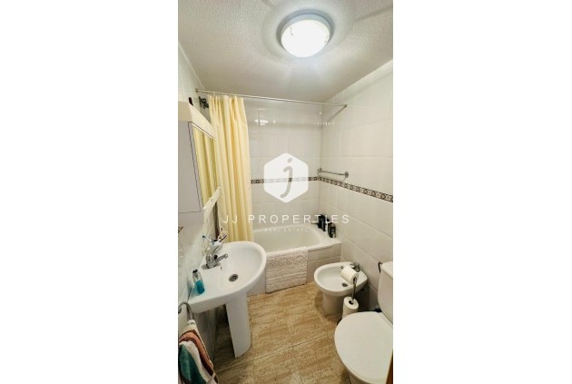 Resale - Apartment / flat -
Torrevieja - Costa Blanca