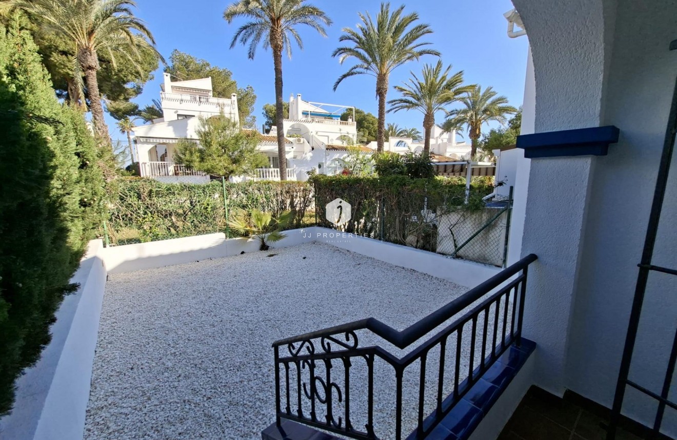 Resale - Bungalow -
Orihuela Costa - Villamartín-las Filipinas