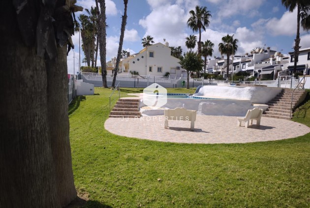 Resale - Bungalow -
Orihuela Costa - Villamartín-las Filipinas