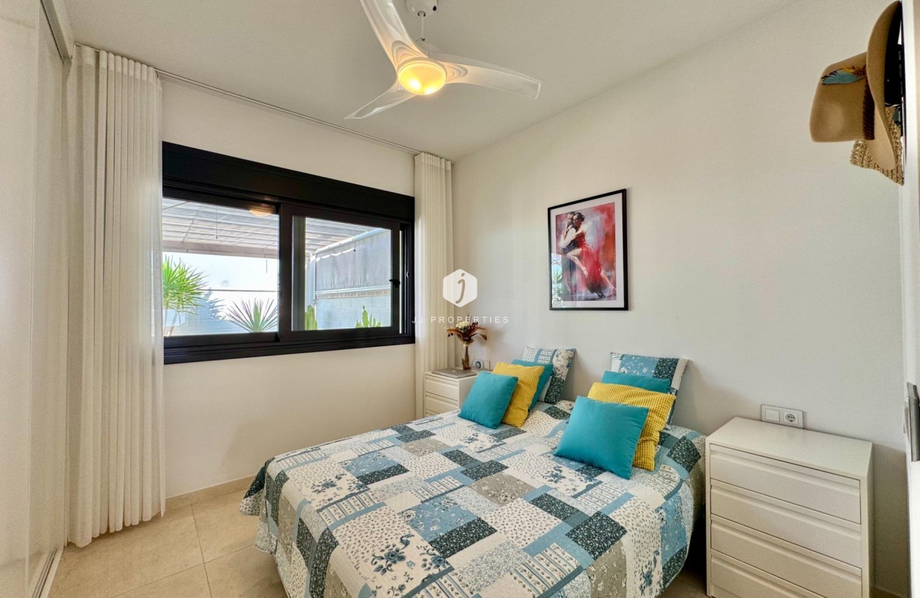 Resale - Villa -
San Miguel de Salinas - Bellavista