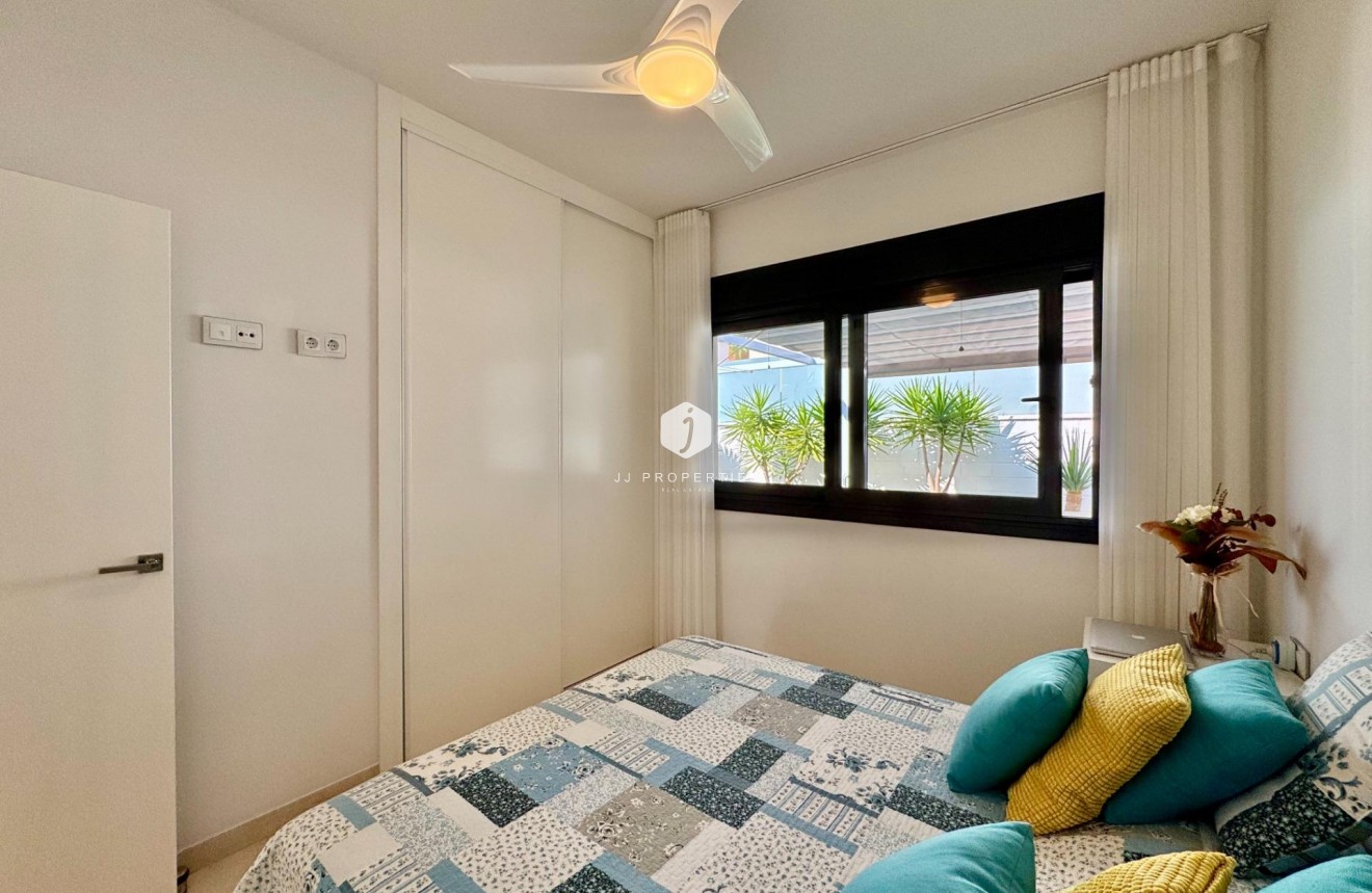 Resale - Villa -
San Miguel de Salinas - Bellavista
