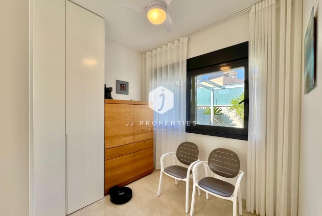 Resale - Villa -
San Miguel de Salinas - Bellavista