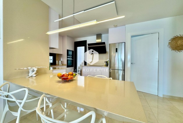 Resale - Villa -
San Miguel de Salinas - Bellavista