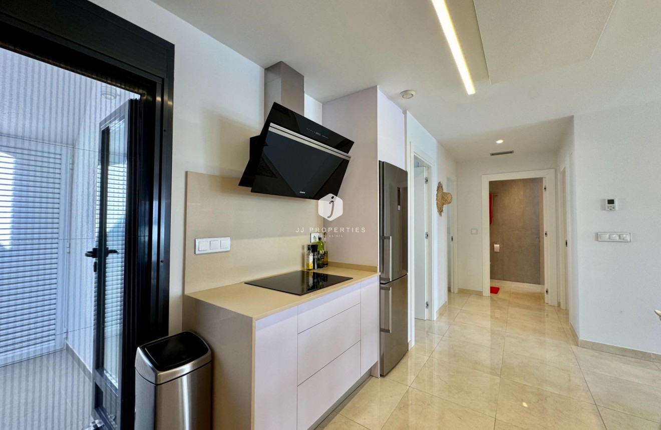 Resale - Villa -
San Miguel de Salinas - Bellavista