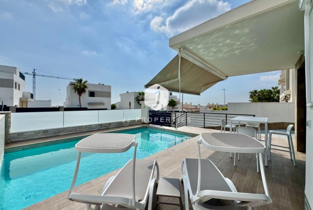 Resale - Villa -
San Miguel de Salinas - Bellavista