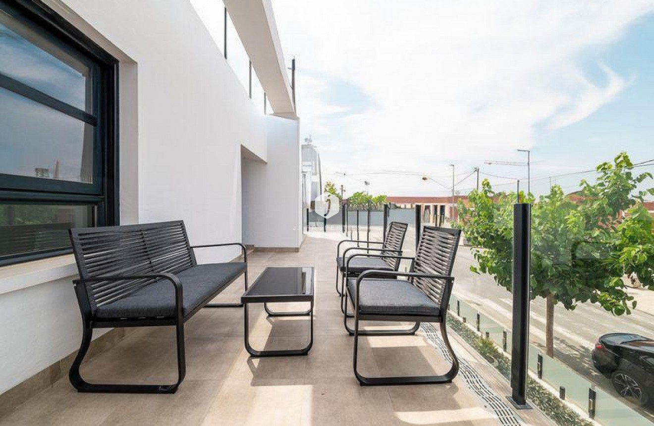 Resale - Apartment / flat -
San Miguel de Salinas - Inland