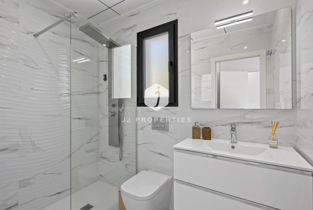 Resale - Villa -
Torrevieja - Costa Blanca