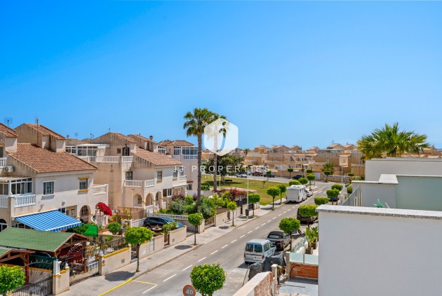 Resale - Villa -
Torrevieja - Costa Blanca