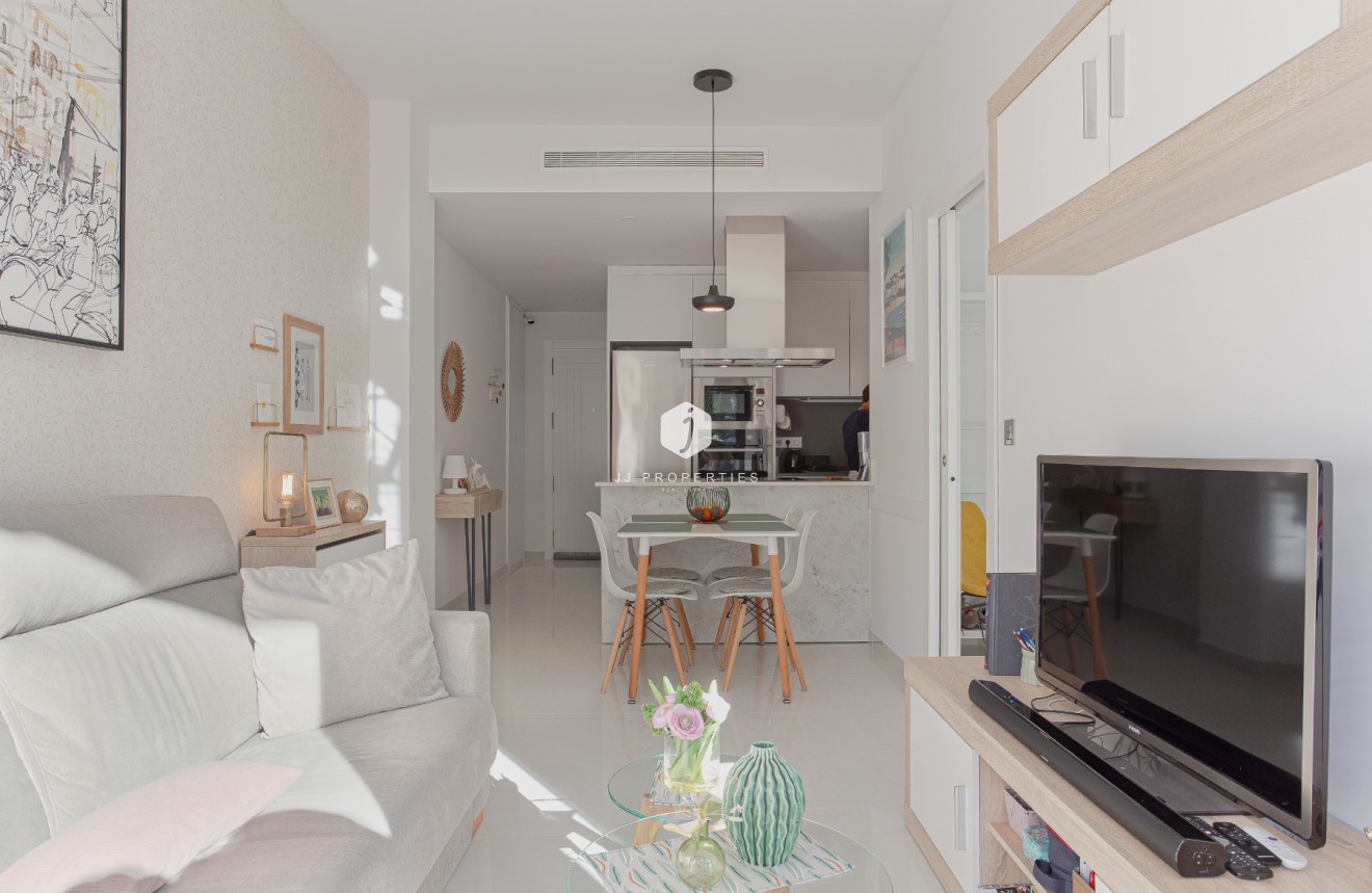 Resale - Apartment / flat -
Torrevieja - Costa Blanca