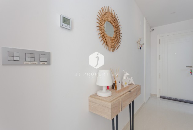 Resale - Apartment / flat -
Torrevieja - Costa Blanca
